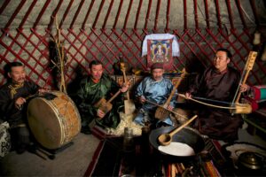 Tuvan acoustic throat singing quartet Huun‐Huur‐Tu.