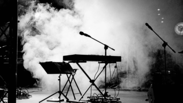 Music industry 2024 jobs. Image courtesy of Hubert Photographer via Pixabay