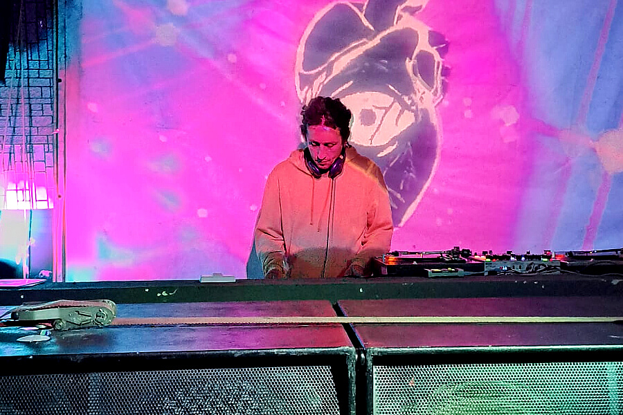 Miki Rastaman in the mix at Tigullio Club in Malta