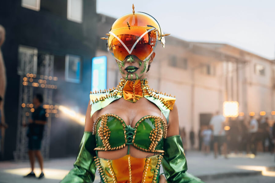Beonix fancy dress