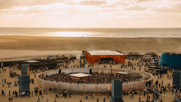 WECANDANCE on Belgium's coast